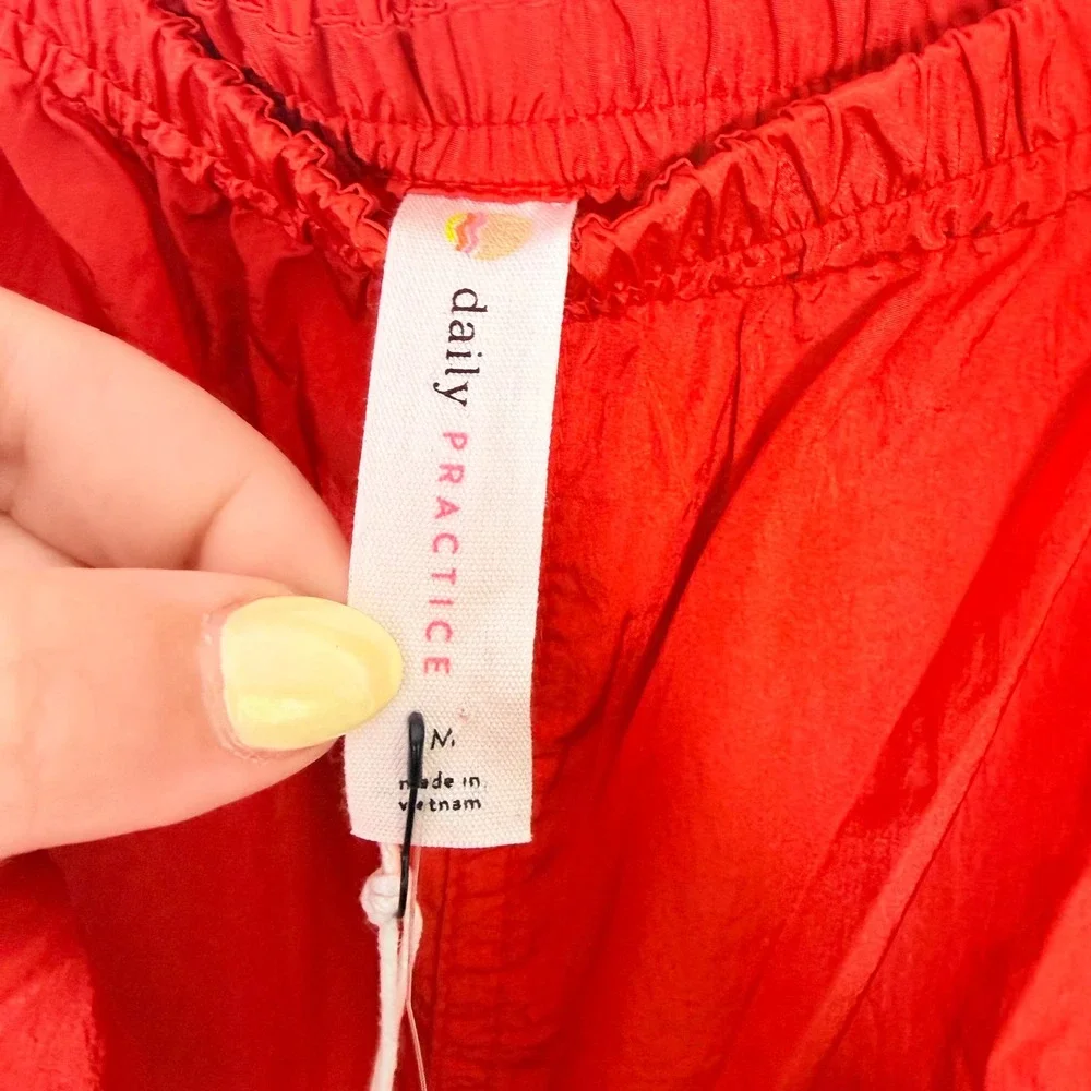 Daily Practice Anthropologie Red Parachute Bow Track Pants Women's Medium - Picture 9 of 9
